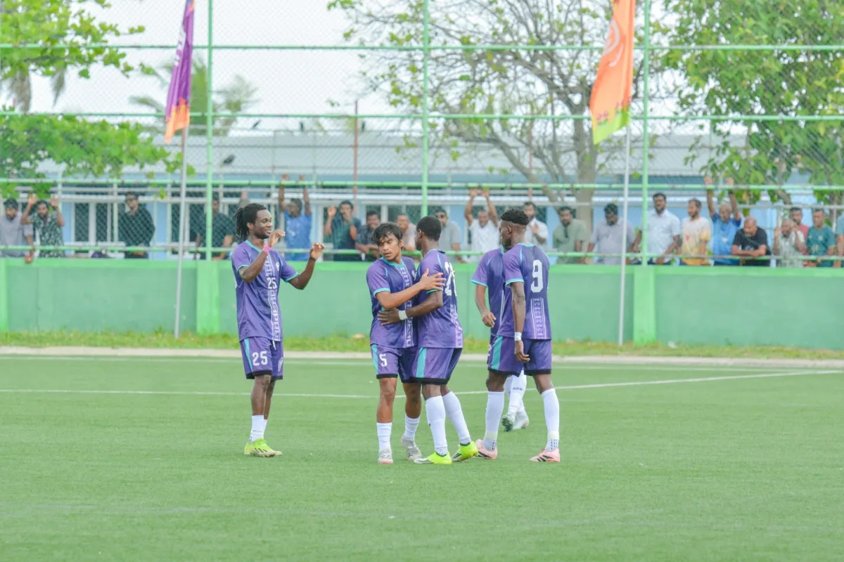 ރީޖަން ލީގު ދެބައިވި އިރު ދީއްދޫ އާއި ގައްދޫއަށް ސަތޭކައިން ސަތޭކަ